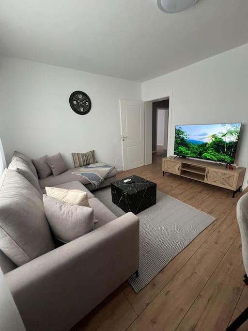 Modern Apt Near City Centre Σκόδρα Εξωτερικό φωτογραφία