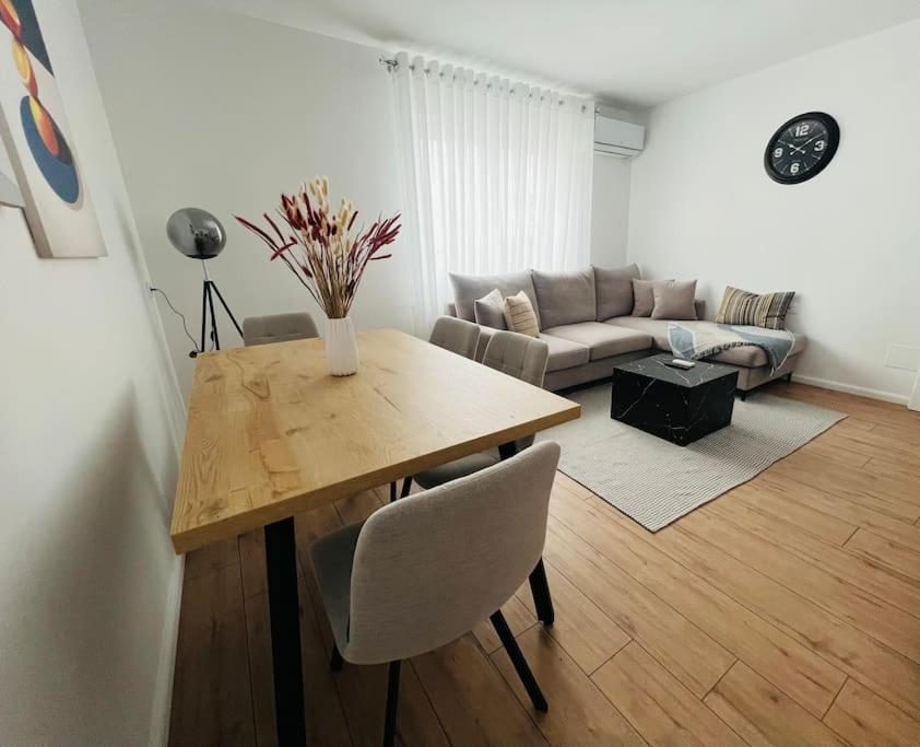 Modern Apt Near City Centre Σκόδρα Εξωτερικό φωτογραφία